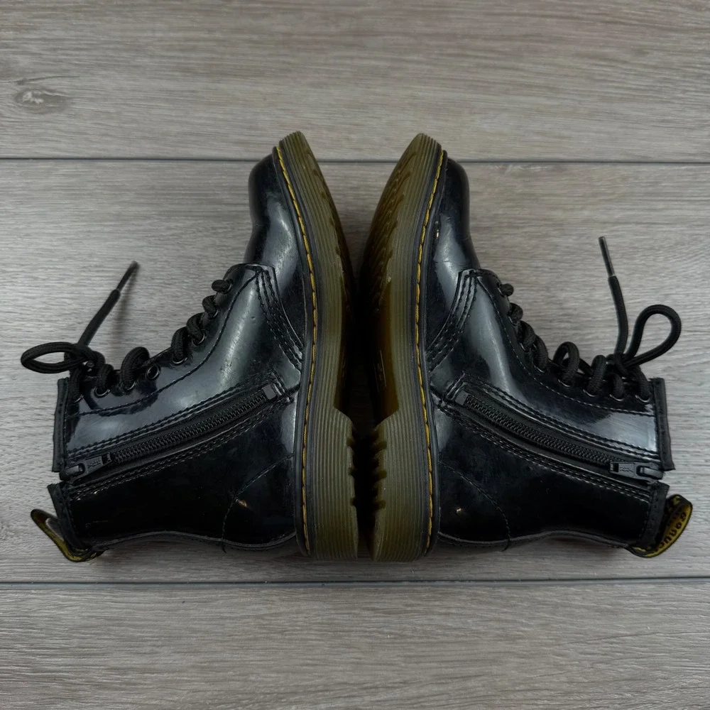 Dr. Martens Kids 1460 J Patent Leather Lace Up Boots Black Size 11 US